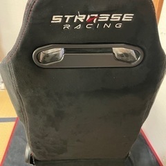 ストラッセ レーシングコックピットの画像