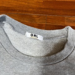 GRL トレーナーの画像