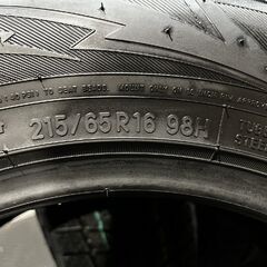 引取交換可能【新品】2024年製 TOYO OBSERVE GSi-6 215/65R16 98H 16インチ スタッドレス 4本 アルファード ヴェルファイア等　(MTQ356)クレジットカード QRコード決済可能の画像