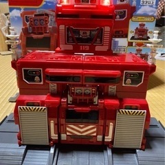 トミカ 変形出動！ビッグファイヤー＆コマンドステーション【オンライン決済】の画像