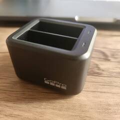 GoProバッテリーを2個同時に充電できるチャージャーの画像