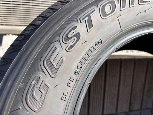 ジムニーJB64純正タイヤ175/80R16　