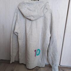 パーカーの画像