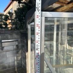 ガラスショーケース　キャスター付きの画像
