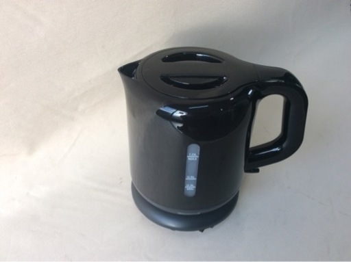 YAMAZEN 電気ケトル DKE-100 2024年製の中古品です。TI121004