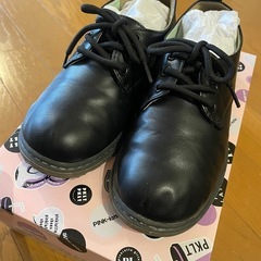 美品です　21.5センチ　ローファー　