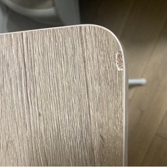 [山善] テーブル ミニ 折りたたみ (コンセント付き) サイドテーブル 幅50×奥行48×高さ70cm 傷や汚れに強い天板(メラミン加工) 角が丸い アンティークアイボリー/ホワイトの画像