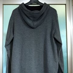 Navyのパーカーです☆　サイズはＬの画像