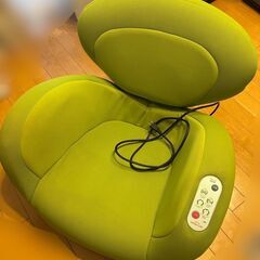 【中古品】エアリーシェイプ2014年購入品　電動骨盤矯正小型ソファ
