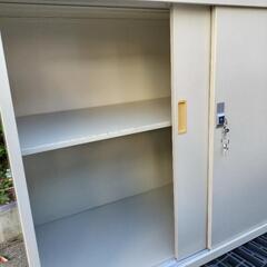 ITO　キャビネット　書庫の画像