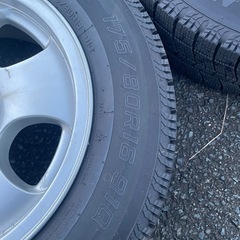 スズキジムニースタッドレスアルミホイール175／80R16の画像