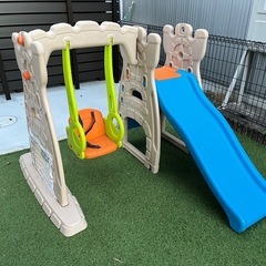 遊具　滑り台　ブランコ