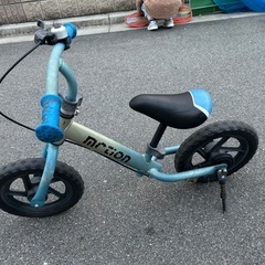 キックバイク
