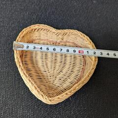 ハート型の小物入れの画像