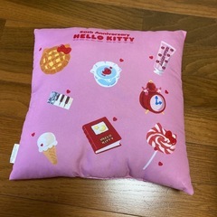 ハローキティ ★ 50th Anniversary クッションの画像