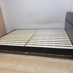 ダブルベットフレームの画像