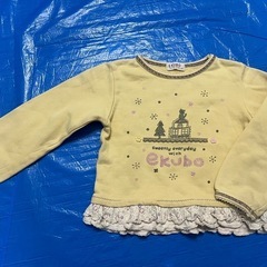 子供服　フリルカットソー