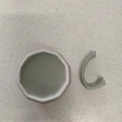 難あり　金継ぎ用　割れたマグカップ　1個　グレー色の画像