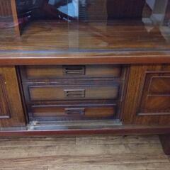 レトロ　アジアン　サイドボードの画像