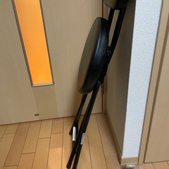 折りたたみイスの画像