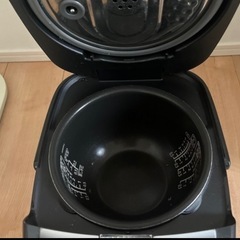 炊飯器　アイリスオーヤマの画像
