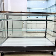 ショーケース