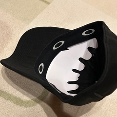 OAKLEYキャップの画像