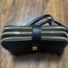 黒 ショルダーバッグの画像