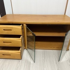 小さめなテレビ台
の画像