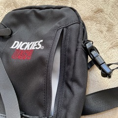 美品　DICKIES 黒 ナイロン ショルダーバッグの画像