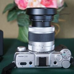 PENTAX　Q10　　＋標準レンズ　充電器と電池ありの画像