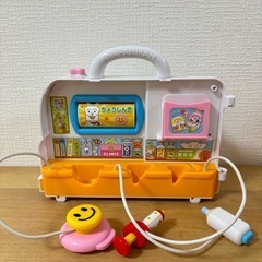 アンパンマン　救急車
