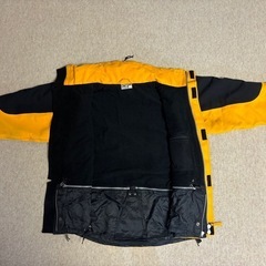 スノーボードウェアCHIEMSEE DEFROSTの画像