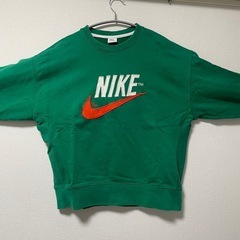 NIKE トレーナー