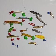 相談中、釣り用品、色々