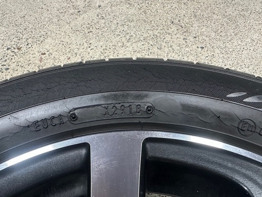 アクア　トヨタ　純正ホイール　美品　