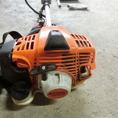 中古エンジン刈払機　STIHL　スチール　FS24C　2ストローク　22cc　Uハンドルタイプの画像
