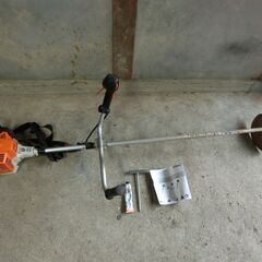 中古エンジン刈払機　STIHL　スチール　FS24C　2ストロー...
