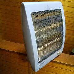 差し上げます 電気ストーブの画像