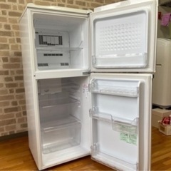 三菱冷蔵庫 MR-14J-W ホワイト 138Lの画像
