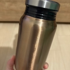 ステンレス製携帯用魔法瓶の画像
