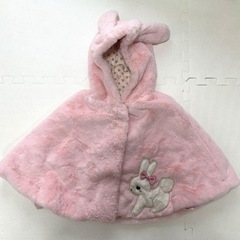 【シャーリーテンプル】ウサギの耳付きピンクボアポンチョの画像