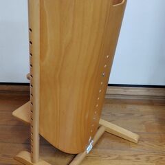 世田谷区近辺配送可能　モイジチェア ベビーチェア ドイツ製 MOIZI　木製椅子　チャイルドチェア 子供椅子　組み立て式 座面と足置きの高さ調節可の画像