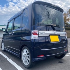 低走行7万キロ台☆月々1万円〜分割可❗️車検2年付き！【名義変更代込み】広い車内！大人気‼️ダイハツ タントカスタム☆SDナビ付き☆走行中DVD見れます☆純正アルミ☆事故修復歴無し☆電動スライドドア☆ドライブレコーダー☆そのまま乗って帰れます！の画像