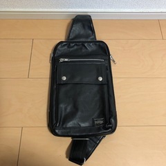 美品★吉田かばん【ポーター】ショルダーバッグ定価28600円★男女兼用