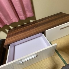 オシャレな収納台の画像