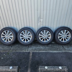 トヨタ　ノア　スタッドレスホイールセット