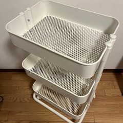 IKEA ロースコグ　ワゴンの画像