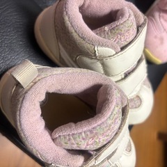 asics ハイカット　ベビーシューズの画像