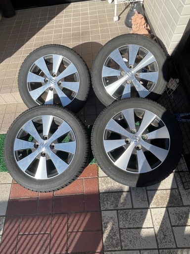 純正アルミ付きスタッドレスタイヤ4本